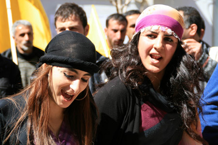 Newroz halayları başladı 112