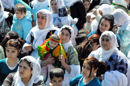 Newroz halayları başladı 132