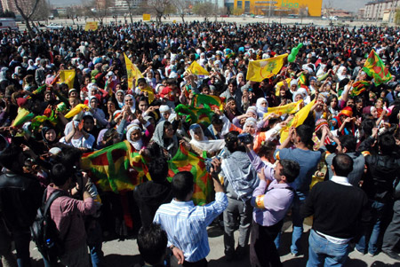 Newroz halayları başladı 144