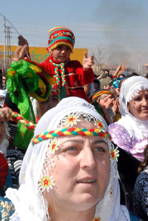 Newroz halayları başladı 145