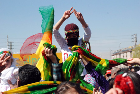 Newroz halayları başladı 147