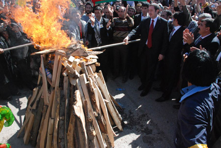 Newroz halayları başladı 159