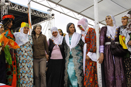 Newroz halayları başladı 172