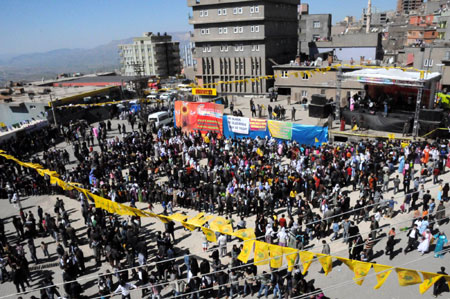 Newroz halayları başladı 27