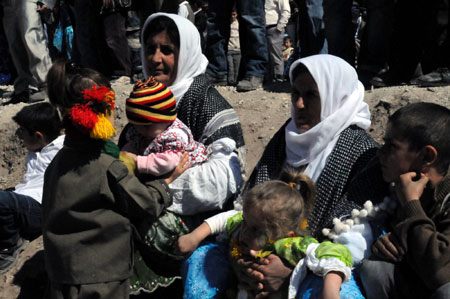 Newroz halayları başladı 30