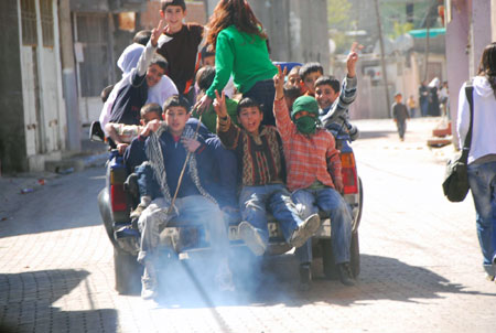 Newroz halayları başladı 43
