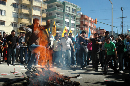Newroz halayları başladı 69