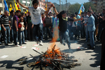 Newroz halayları başladı 70