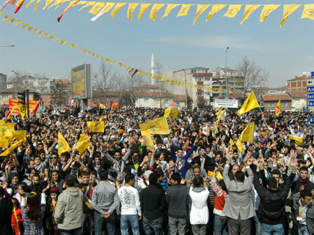 Newroz halayları başladı 77