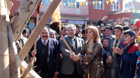 Newroz halayları başladı 81
