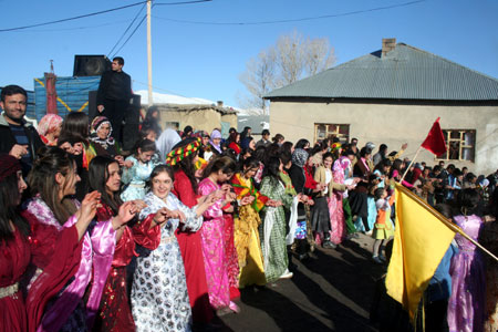 Dilezi'de Newroz kutlaması 25