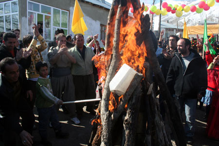 Dilezi'de Newroz kutlaması 4