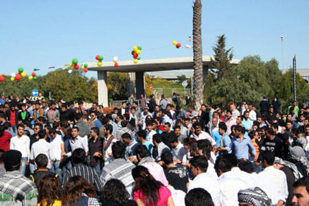 Kıbrıs'ta Newroz kutlaması 3
