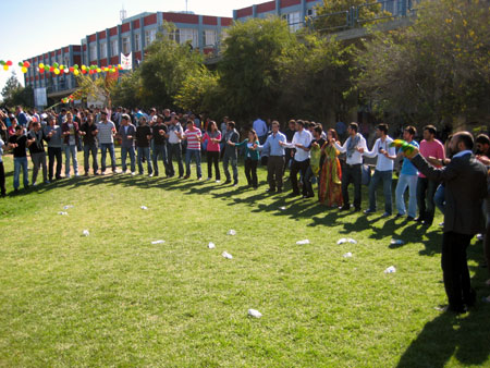 Kıbrıs'ta Newroz kutlaması 41