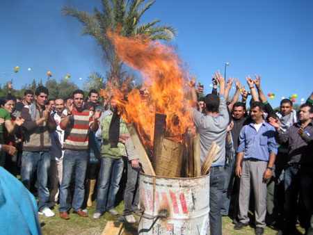 Kıbrıs'ta Newroz kutlaması 44