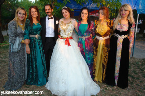 Yüksekova hafta içi düğünleri (19-23 Ağustos 2013) 15