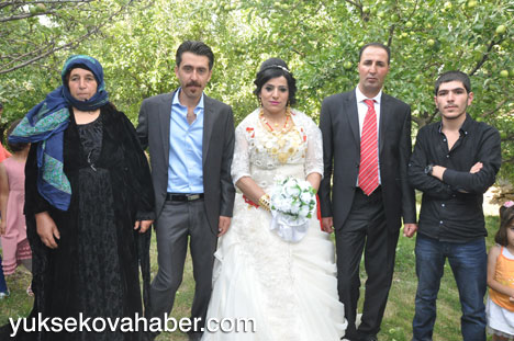 Yüksekova hafta içi düğünleri (19-23 Ağustos 2013) 37