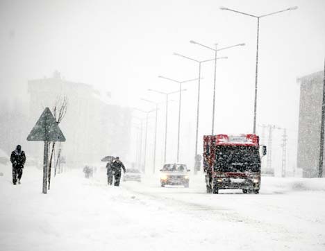 Yüksekova kar yağışı sonrası fotoğraflar - 31-12-2008 31