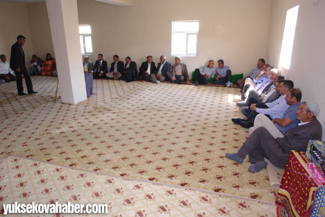 BDP'liler köyleri ziyaret etti 27
