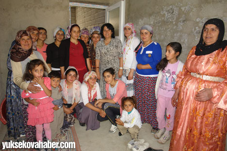 BDP'liler köyleri ziyaret etti 30