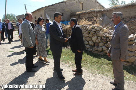 BDP'liler köyleri ziyaret etti 9