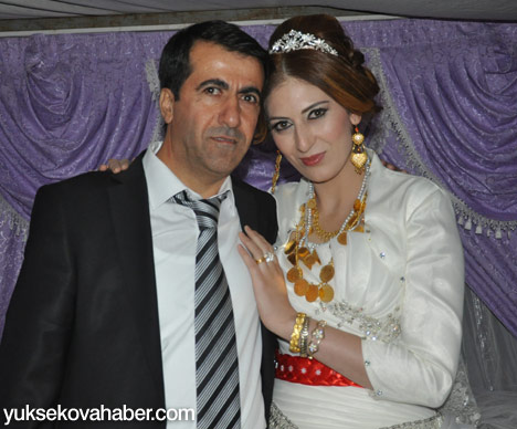 Yüksekova hafta içi düğünleri - 06-09-2013 - Foto Galeri 8
