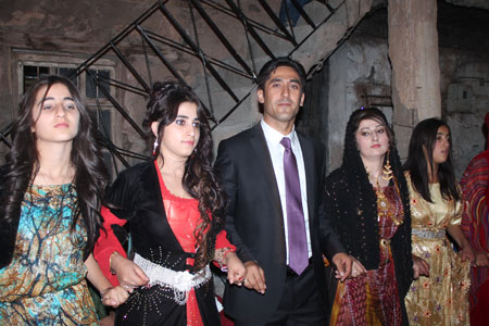 Şemdinli'de 15-16 Eylül 2013 tarihli düğünlerden fotoğraflar 21