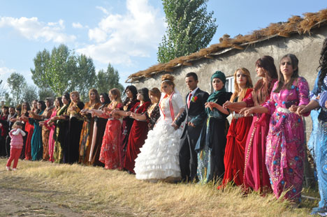Yüksekova Düğünleri (21-22 Eylül 2013) 246