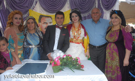 Yüksekova'da Dündar Ailesinin mutlu gününden fotoğraflar 39