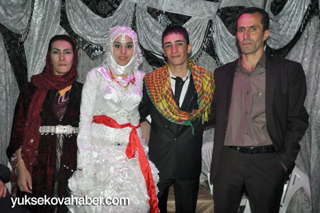 Yüksekova hafta içi düğünleri - Fotoğraflar - 27-09-2013 62