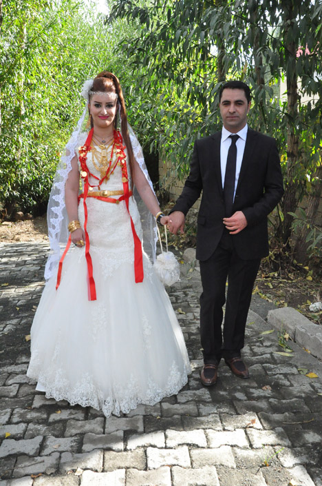 Yüksekova'da Sarı Ailesi'nin düğünü 4