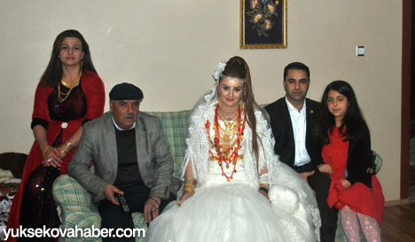 Yüksekova'da Sarı Ailesi'nin düğünü 6