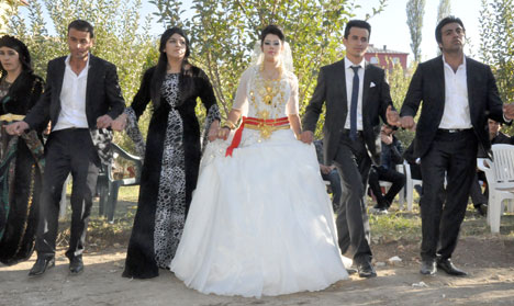Yüksekova Düğünleri (09-12 Ekim 2013) 116