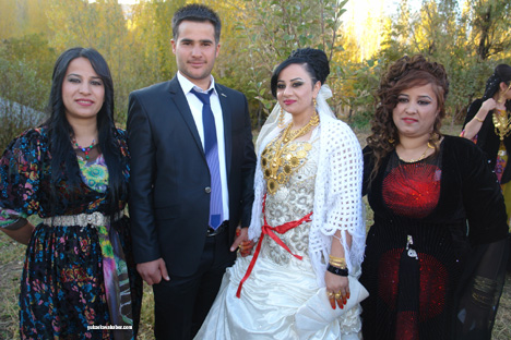 Yüksekova hafta içi düğünleri - 01-11-2013 - Foto Galeri 47