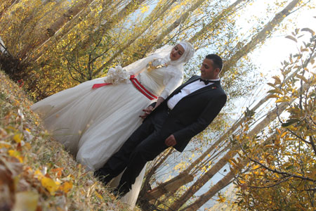 Şemdinli'de 02-03 Kasım 2013 tarihinde yapılan düğünlerden fotoğraflar 94