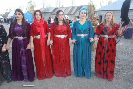 Yüksekova Düğünleri (03-10 Kasım 2013) 59