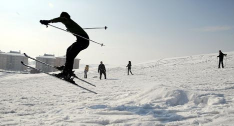 Yüksekova'da kayak keyfi 7