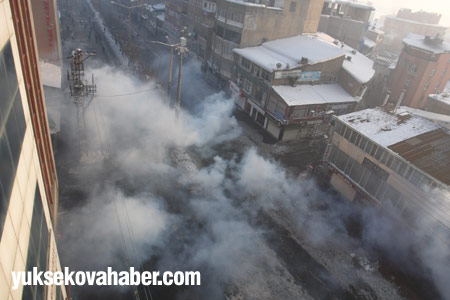 Yüksekova'da polis müdahalesi 5