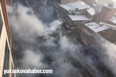 Yüksekova'da polis müdahalesi 8