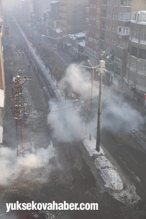 Yüksekova'da polis müdahalesi 9