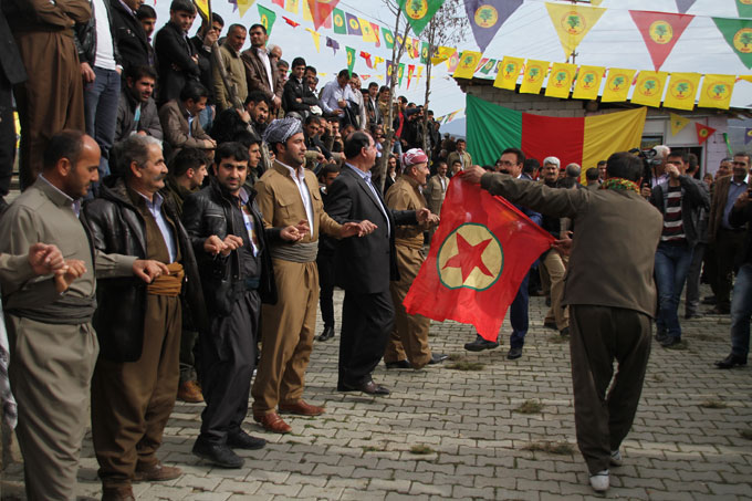 Derecik'te BDP'nin 2014 seçim bürosu açılışı 24