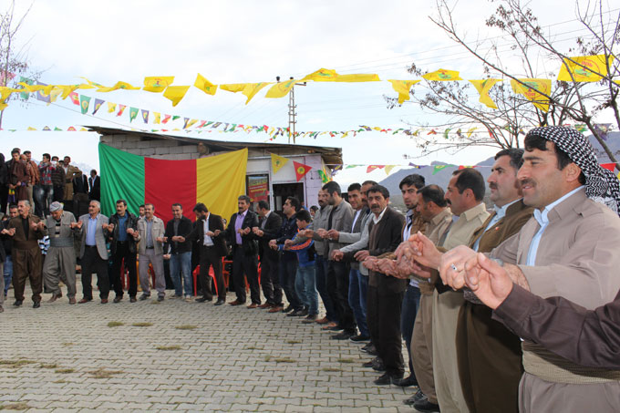 Derecik'te BDP'nin 2014 seçim bürosu açılışı 37