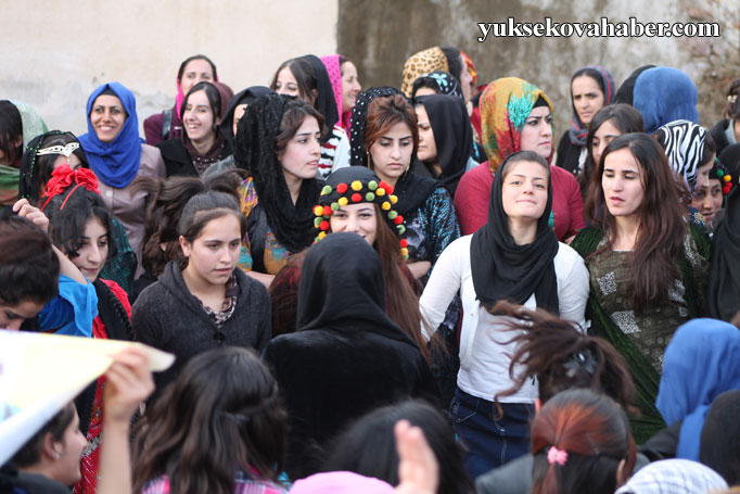 Şemdinli’de 8 Mart kadınlar günü kutlandı 14