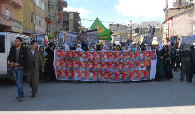 Halepçe Katliamı Yüksekova'da yürüyüşle kınandı - Yürüyüşten Fotoğraflar 1