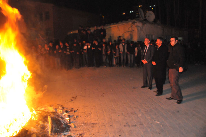 Zana Hakkari'deki Newroz şenliğine katıldı 10
