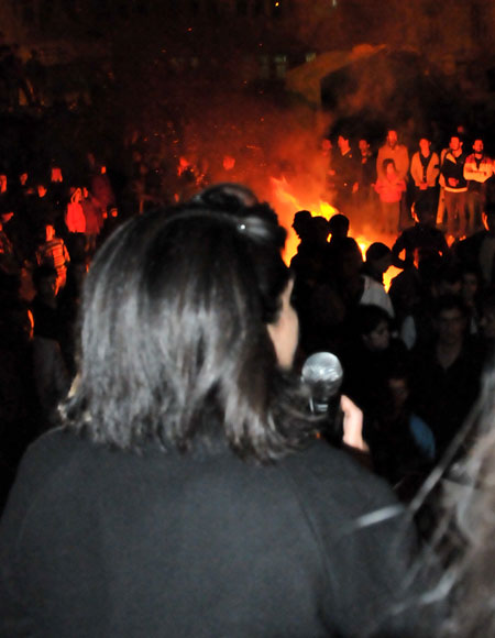 Zana Hakkari'deki Newroz şenliğine katıldı 6