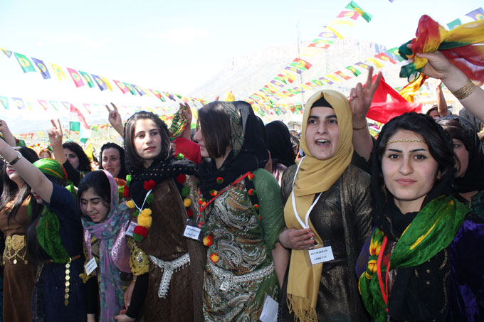 Şemdinli - Derecik Newroz 2014 10