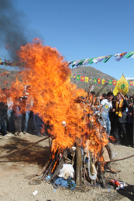 Şemdinli - Derecik Newroz 2014 108