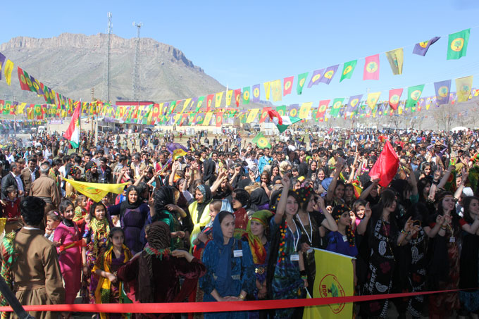 Şemdinli - Derecik Newroz 2014 11