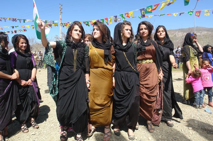 Şemdinli - Derecik Newroz 2014 14